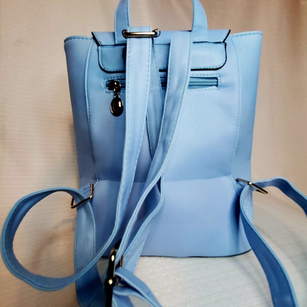 Backpack 🎒 - Picture 5 of 5